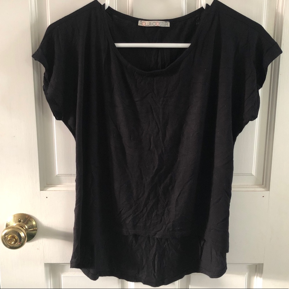 🌸Black high-low tee